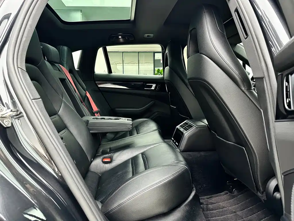 Porsche Panamera — миниатюра 14