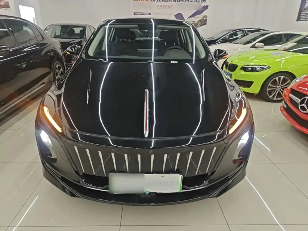 Hongqi Hongqi E-QM5 — миниатюра 3