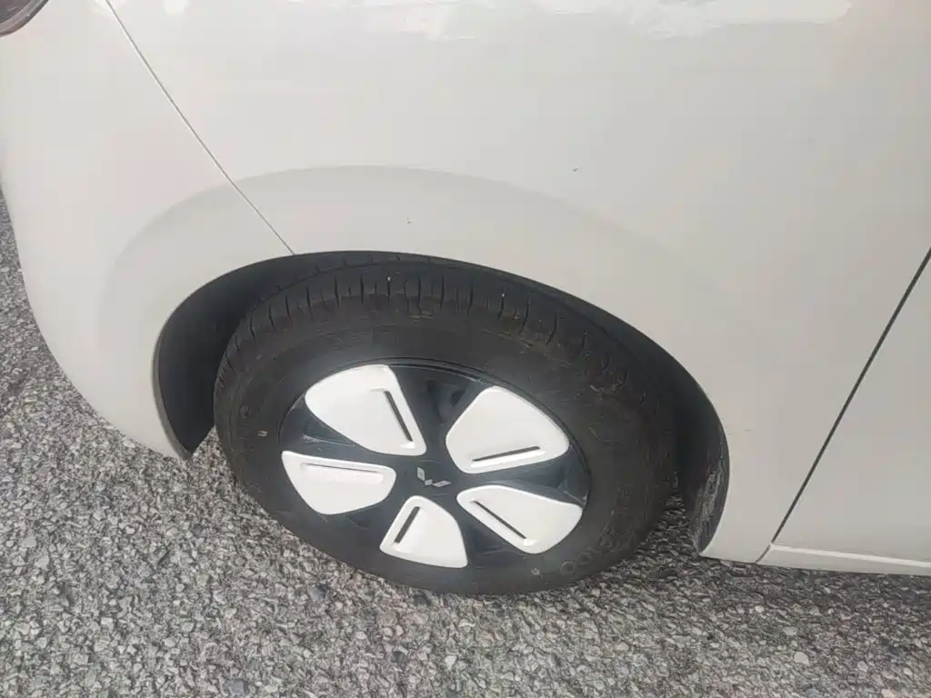 Wuling MINIEV — миниатюра 23