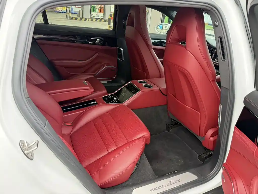 Porsche Panamera — миниатюра 8