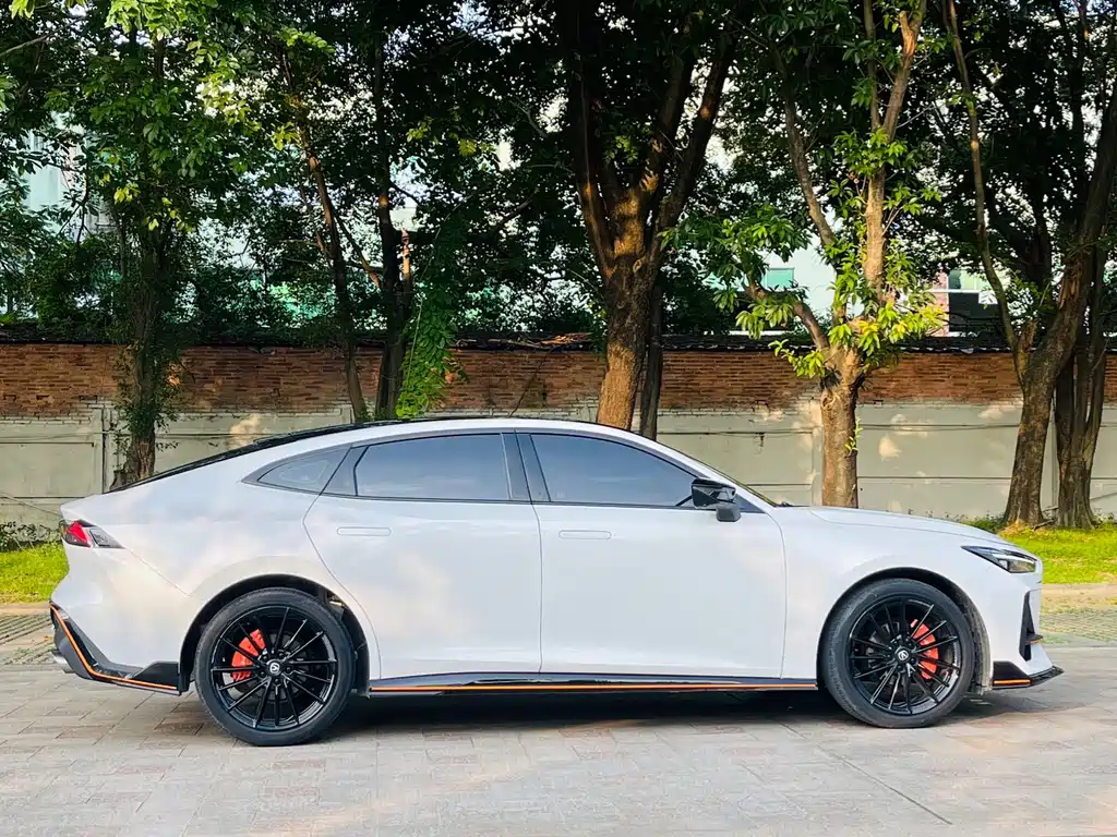 Changan UNI-V — миниатюра 17