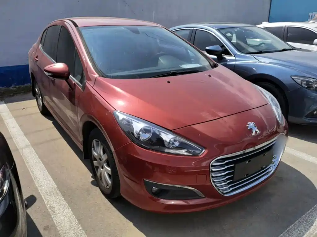 Peugeot 308 2014 1.6L MT