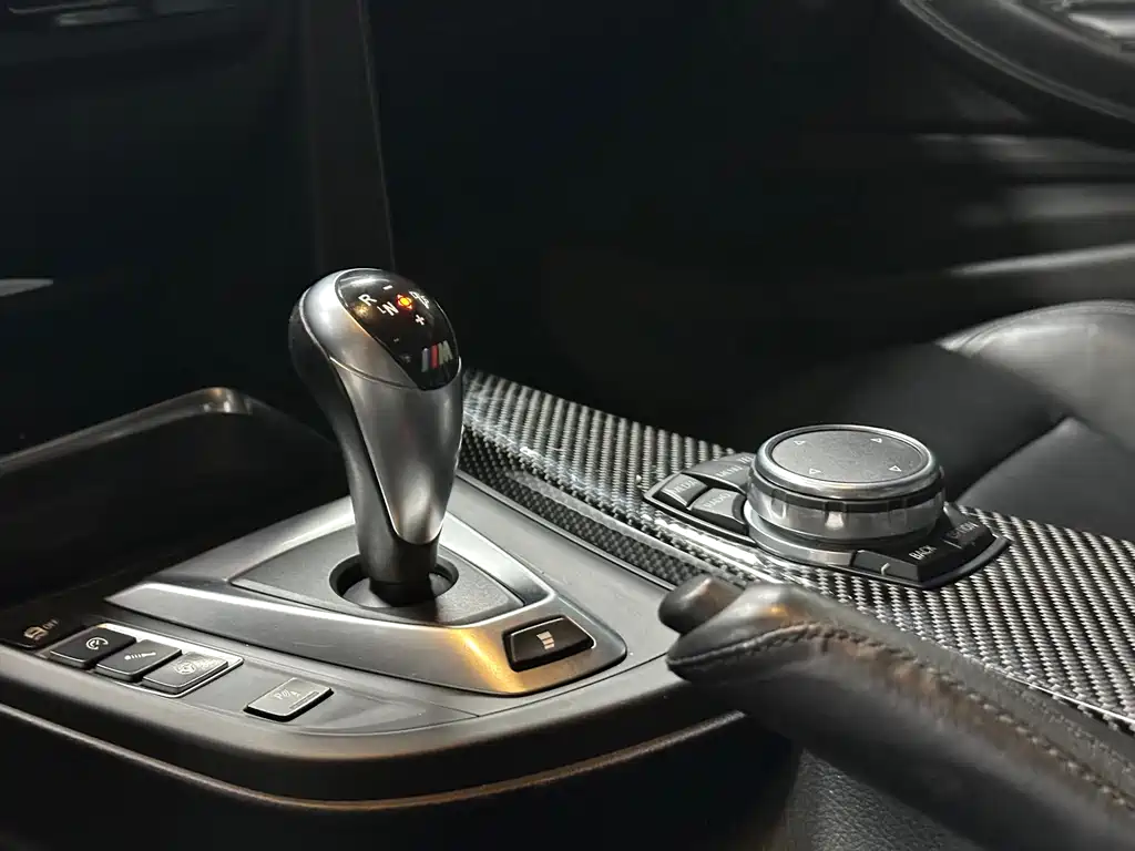 BMW M4 — миниатюра 16