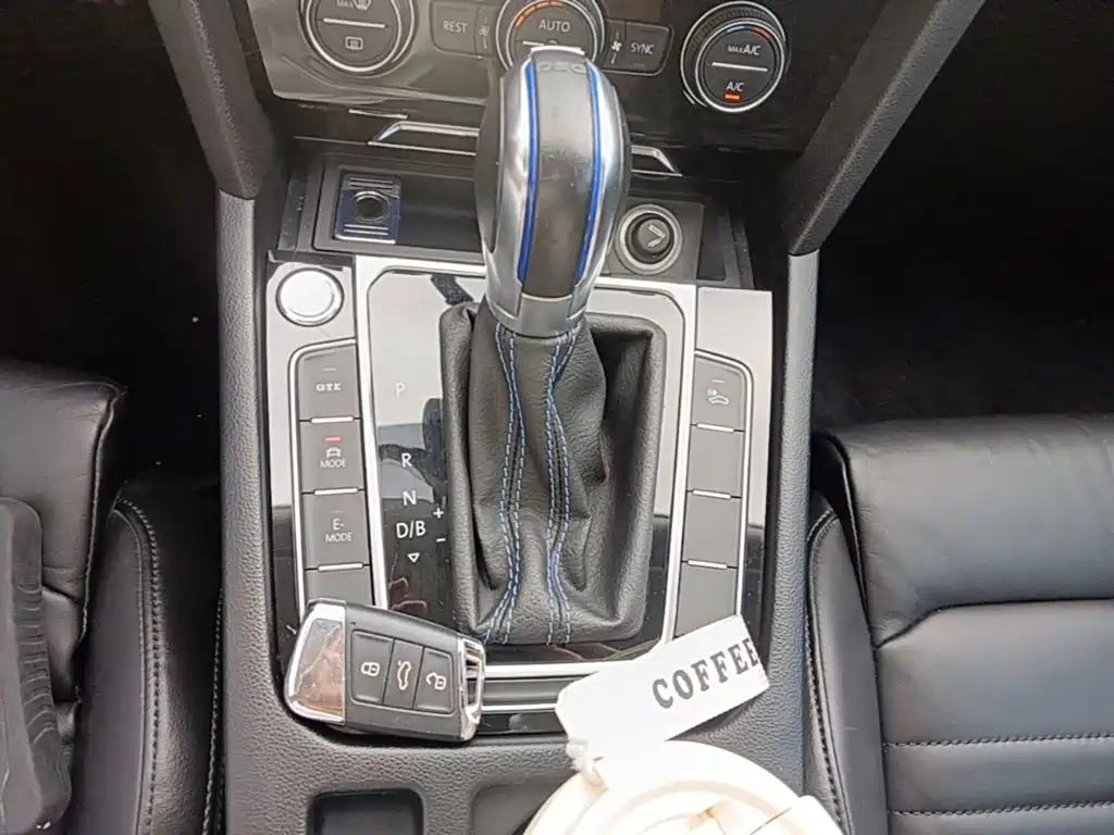 Volkswagen Viloran New Energy — миниатюра 14