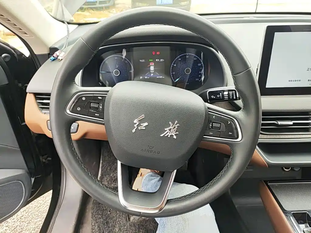 Hongqi Hongqi E-QM5 — миниатюра 11