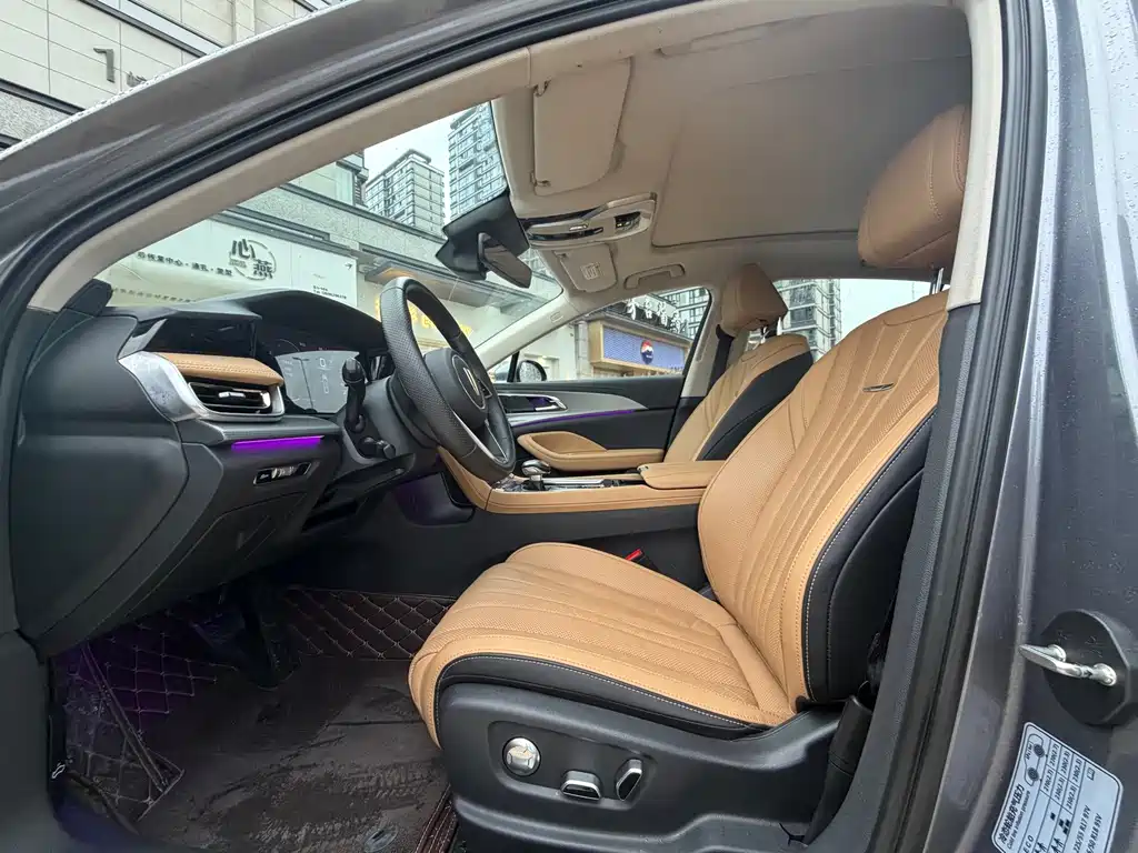 Hongqi Hongqi H5 — миниатюра 10