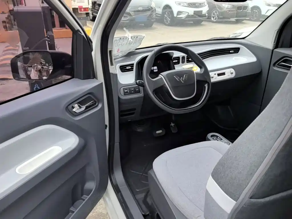 Wuling MINIEV — миниатюра 16