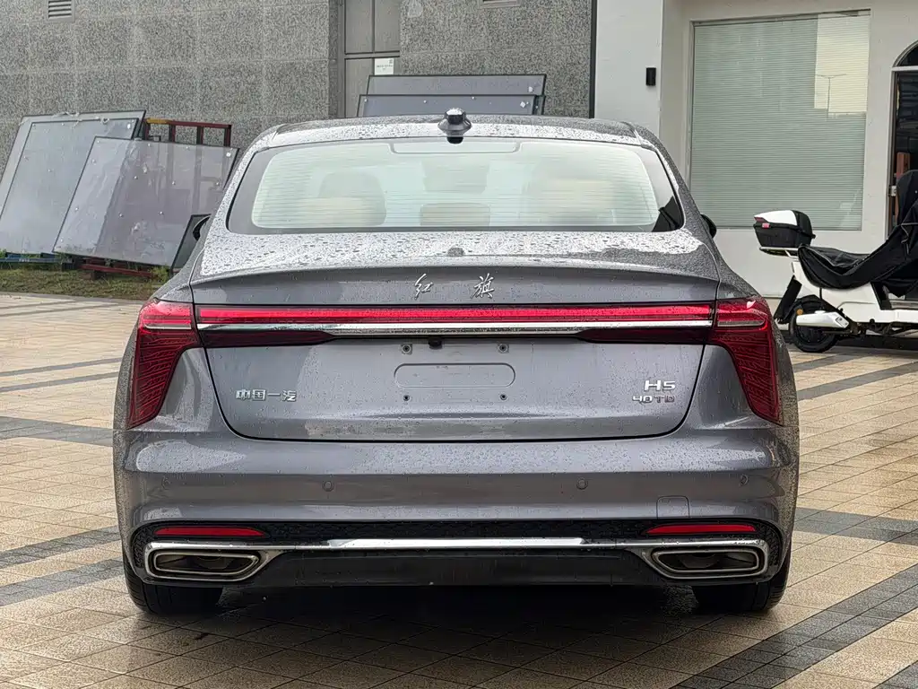 Hongqi Hongqi H5 — миниатюра 5