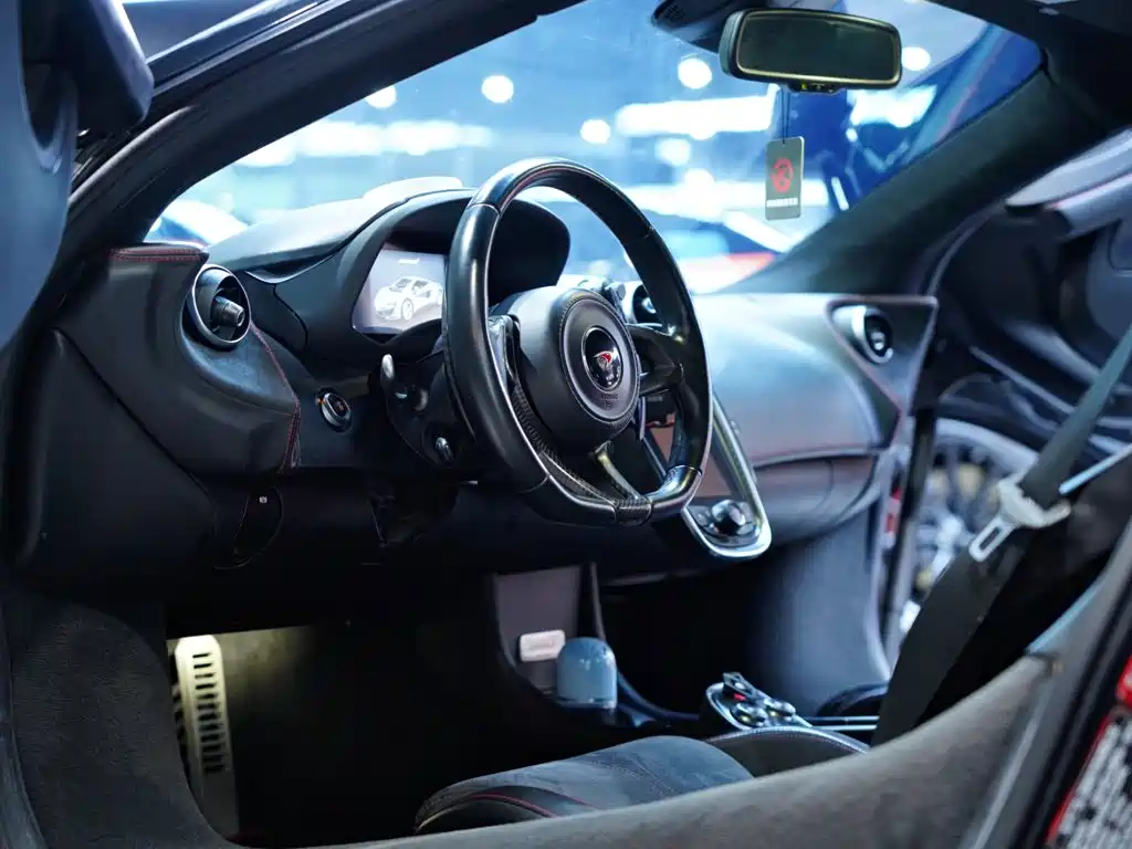 McLaren 540C — миниатюра 13