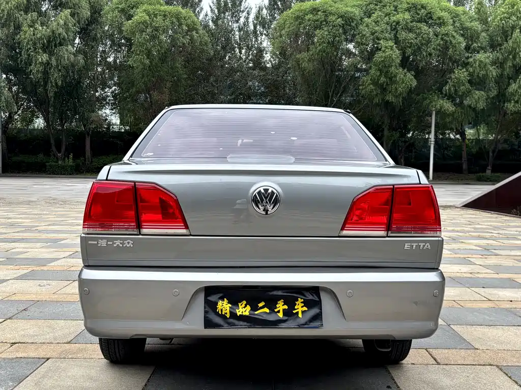 Volkswagen Jetta — миниатюра 10