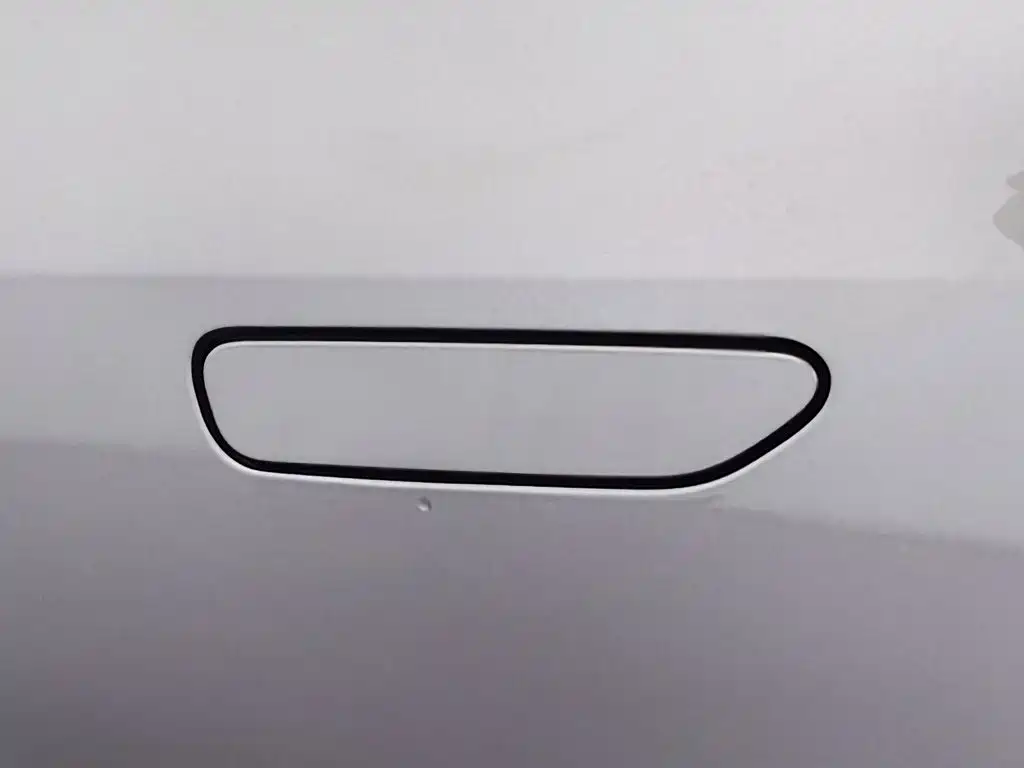 Xiaomi YU7 — миниатюра 18
