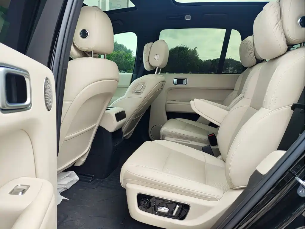 Li Auto Li L8 — миниатюра 9