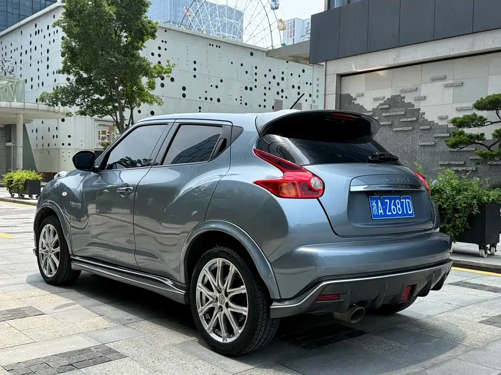 Infiniti ESQ 2014 1.6L