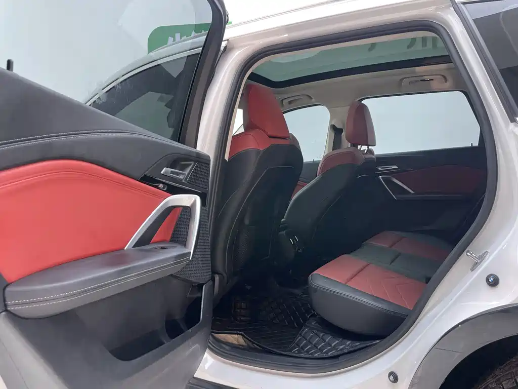 BMW X1 — миниатюра 11