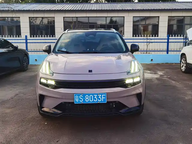 2024 Lynk & Co 06