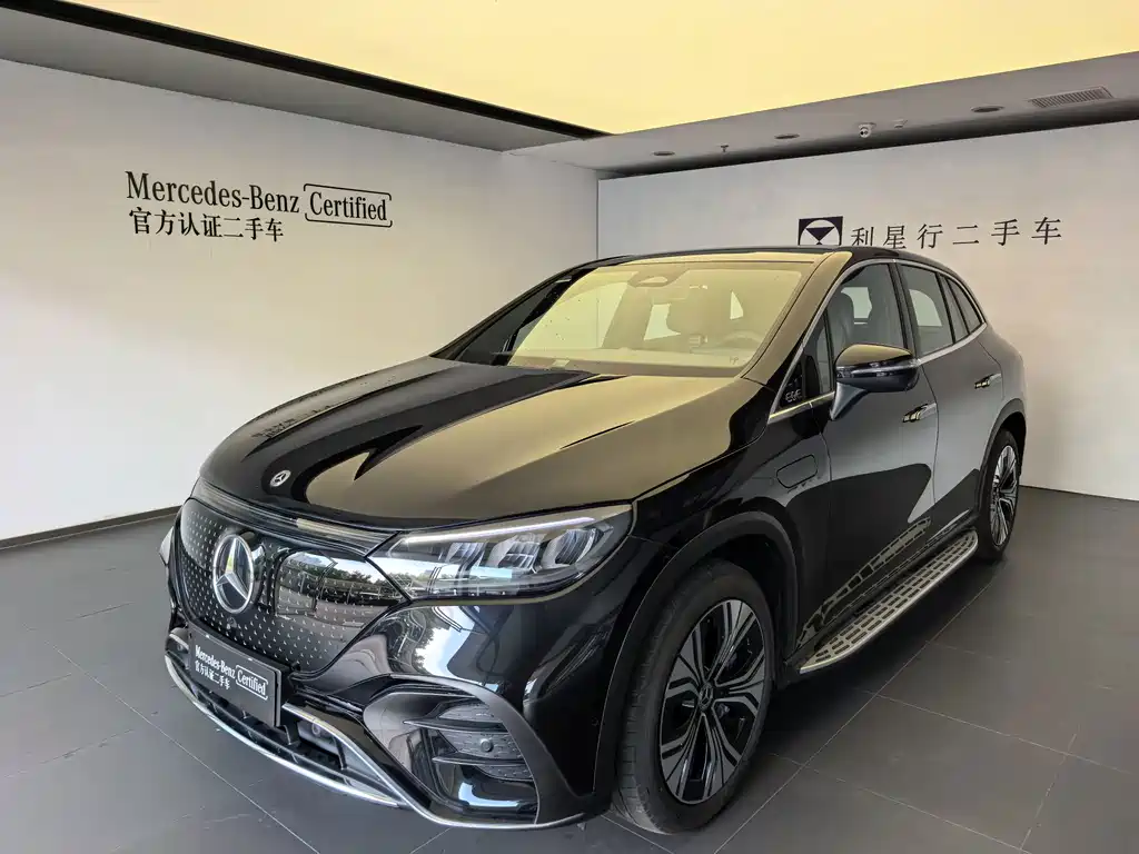 Mercedes-Benz EQE SUV