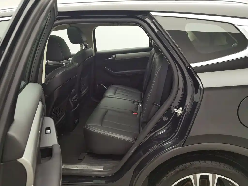 BYD Tang — миниатюра 15