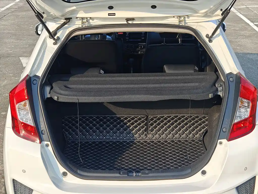 Honda Fit — миниатюра 22