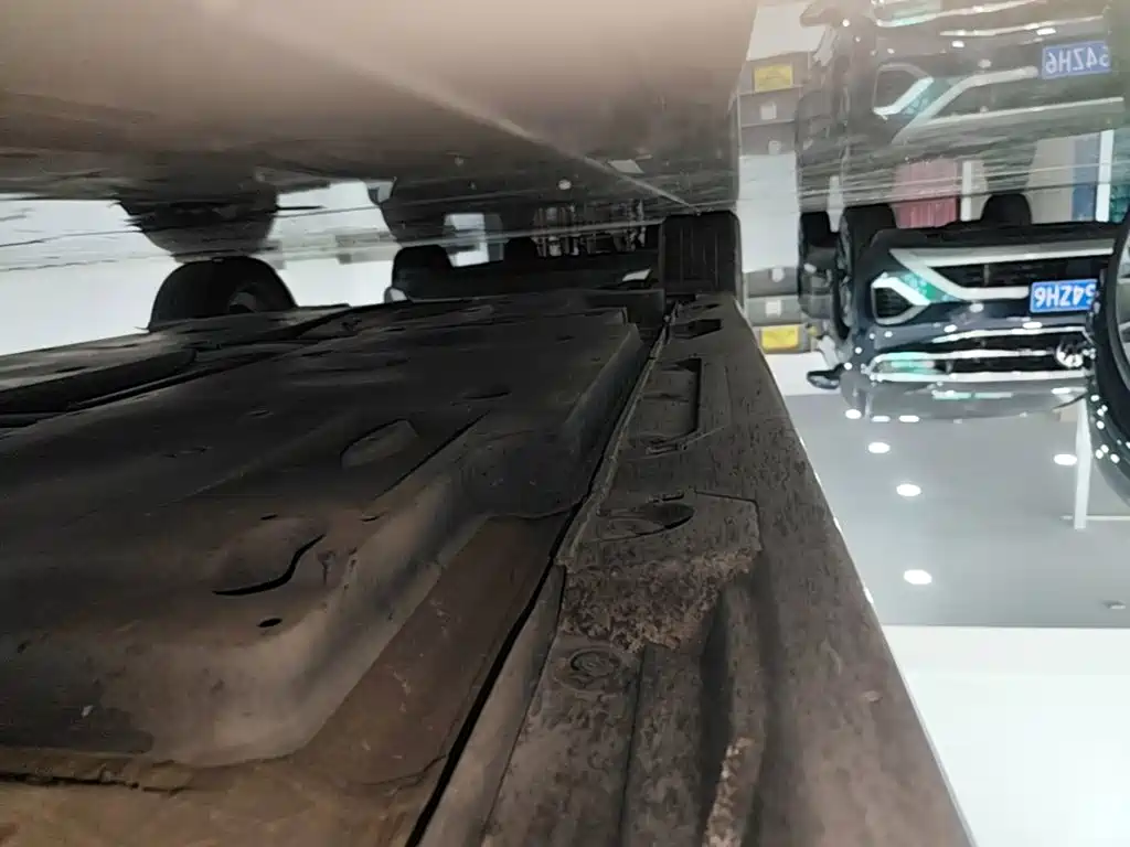 Toyota Camry — миниатюра 21