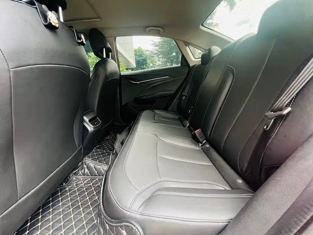 Buick Excelle — миниатюра 12