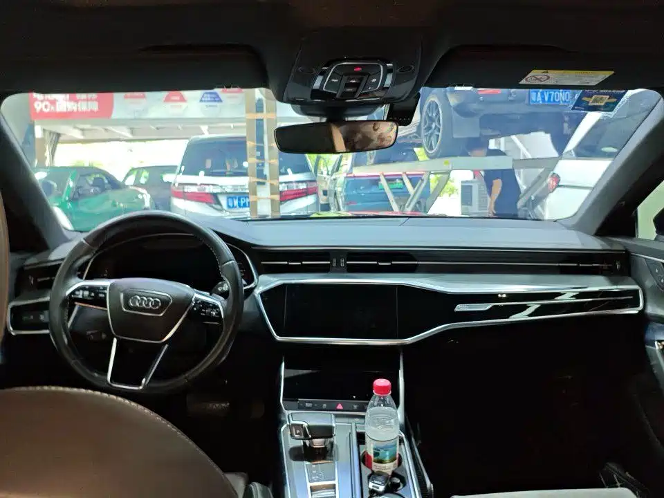 Audi A6L — миниатюра 6