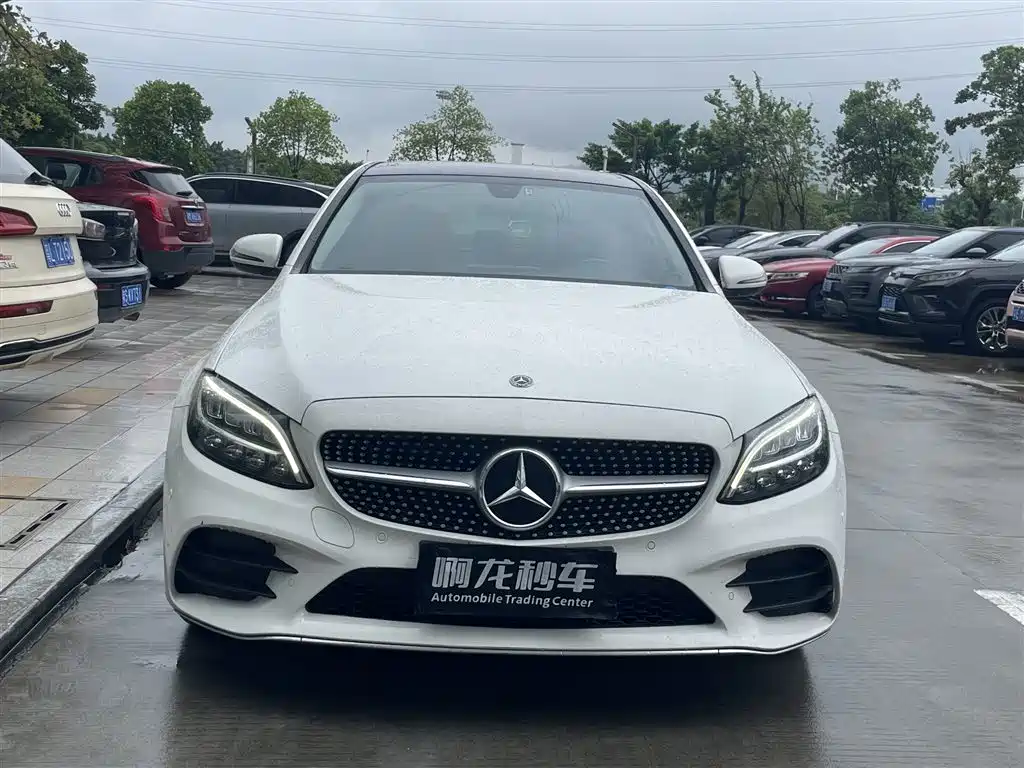 Mercedes-Benz C-Class — миниатюра 2