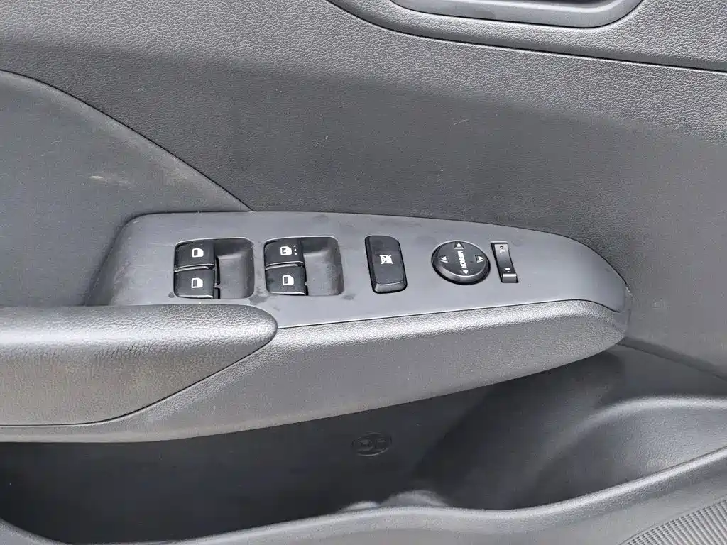 Hyundai Verna — миниатюра 9
