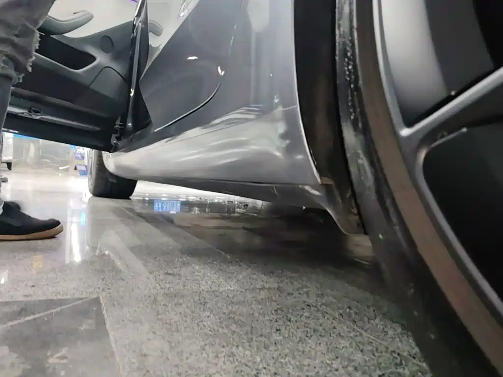 Tesla Model 3 — миниатюра 22