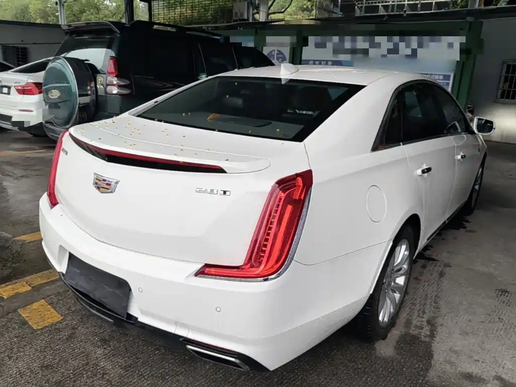 Cadillac XTS — миниатюра 7