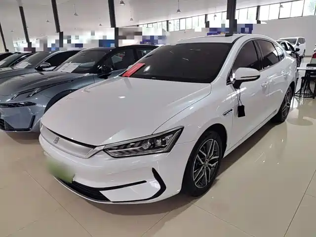 2021 BYD Qin