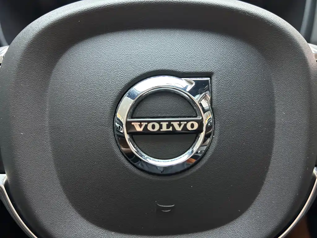 Volvo S60 — миниатюра 25