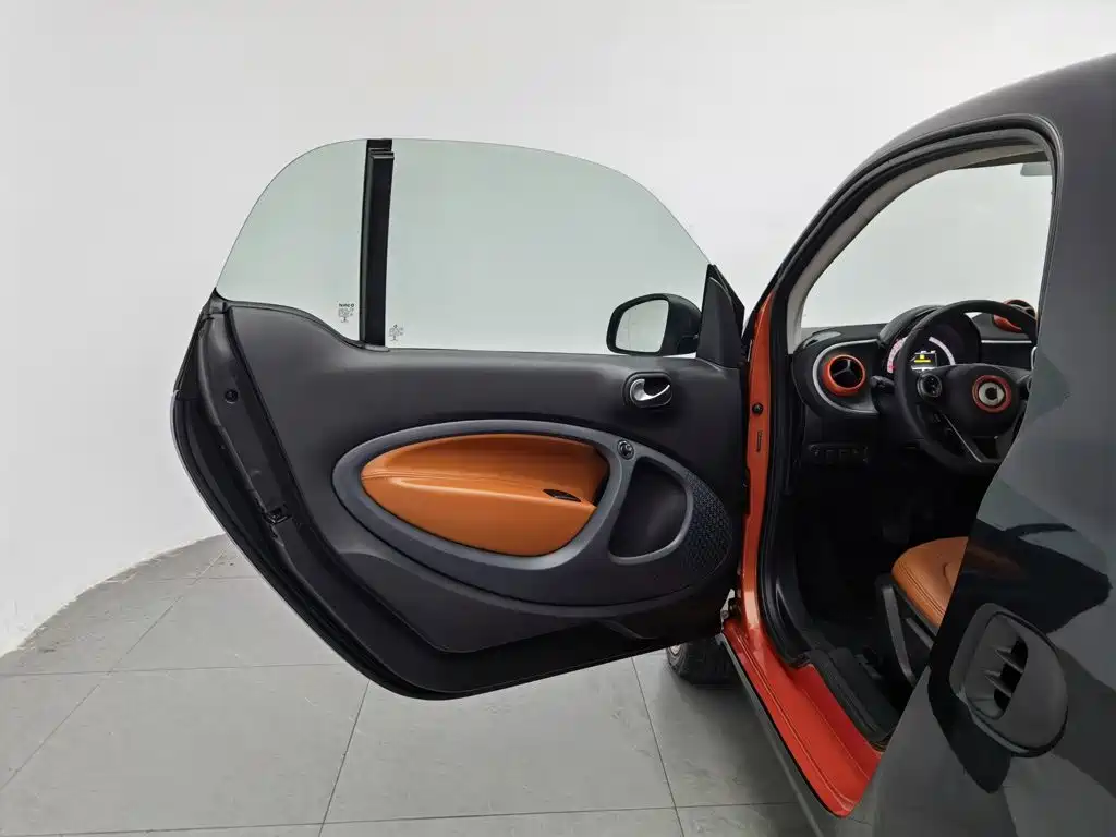 smart Smart Fortwo — миниатюра 8