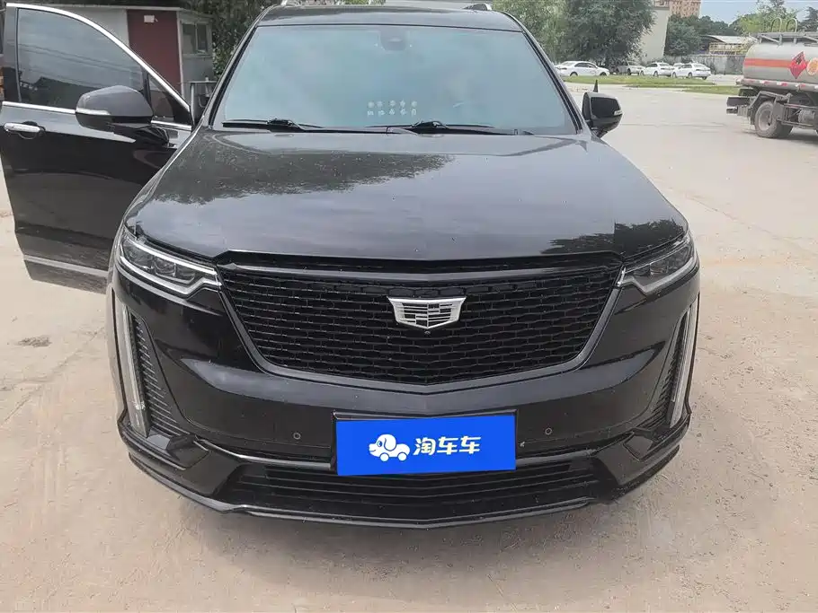 Cadillac XT6 2022 2.0T мест Luxury