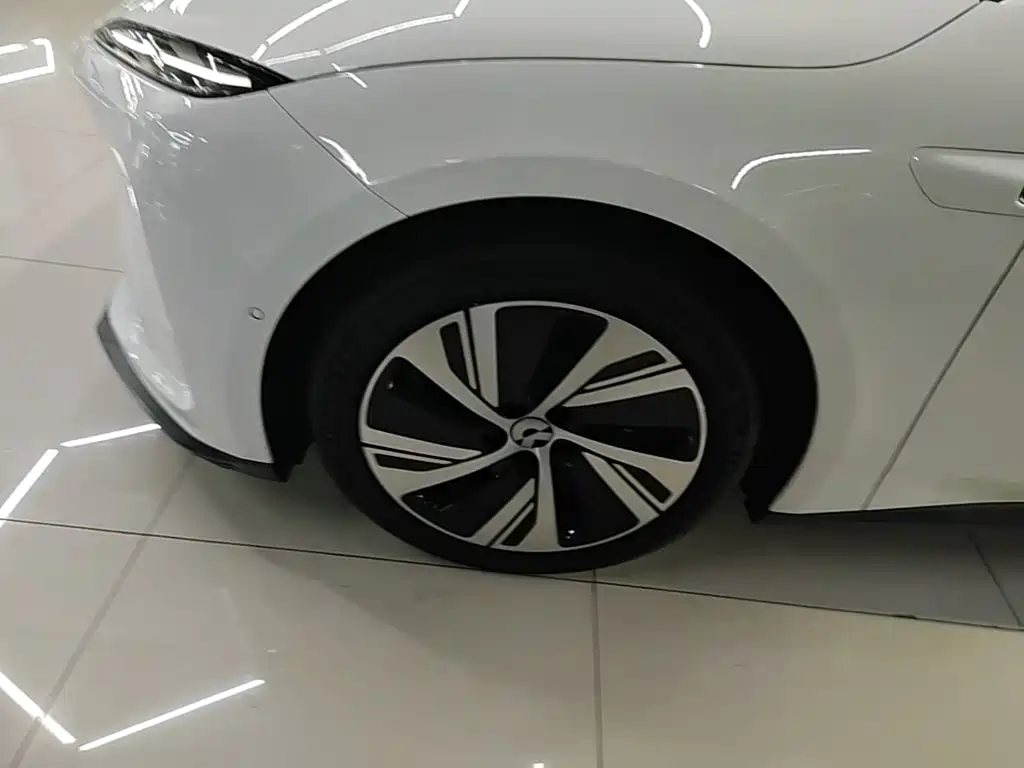NIO ET5 — миниатюра 23