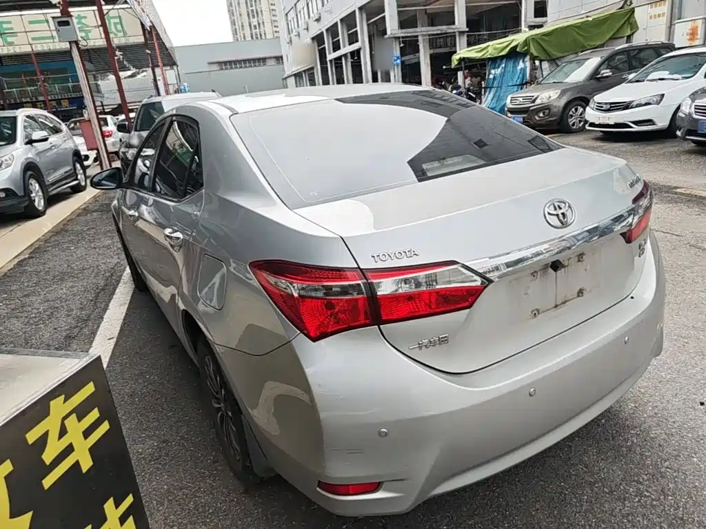 Toyota Corolla — миниатюра 5
