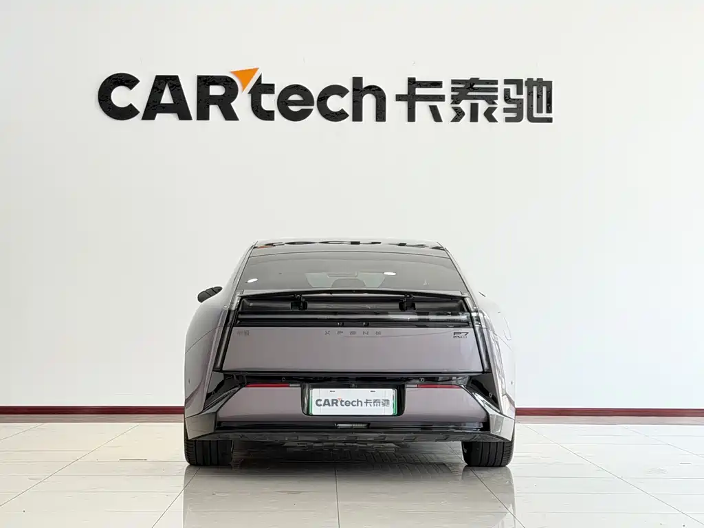 XPeng P7 — миниатюра 23