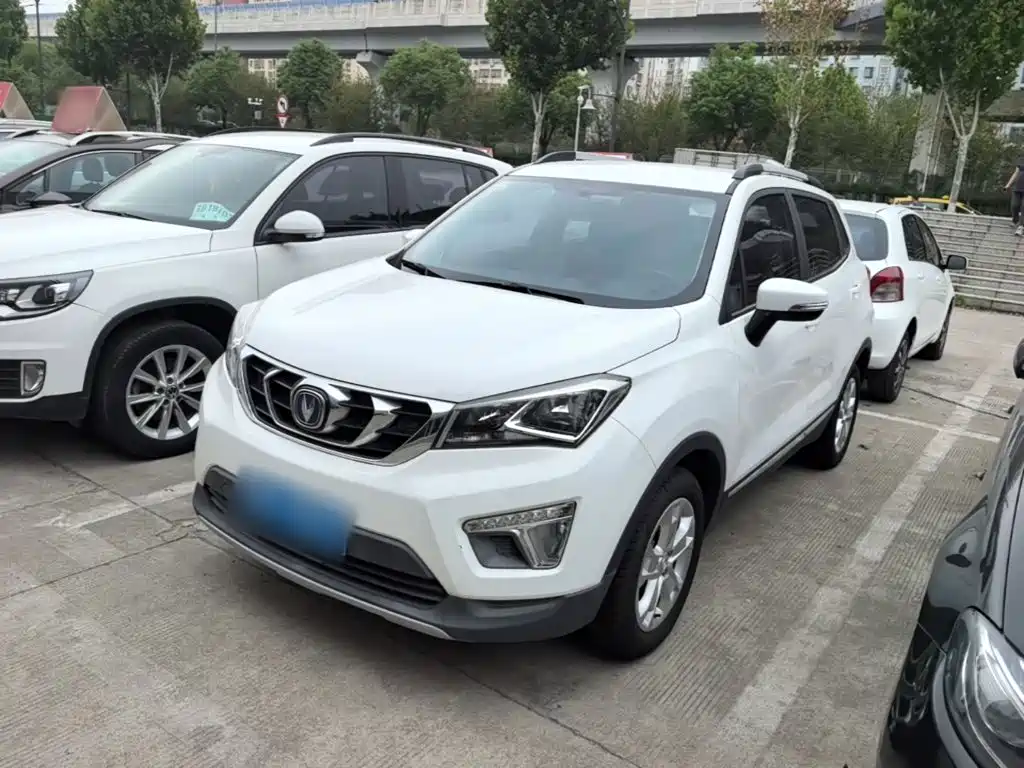 Changan CS15