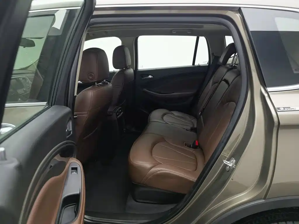 Buick Envision Plus — миниатюра 15
