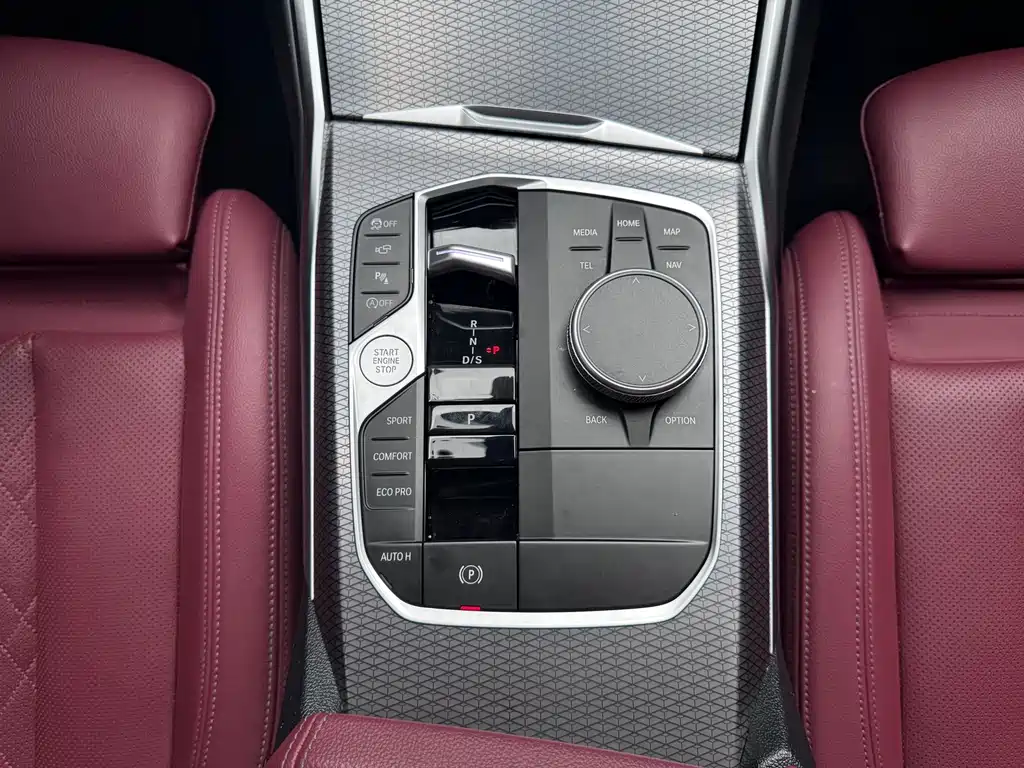 BMW 3 Series — миниатюра 7