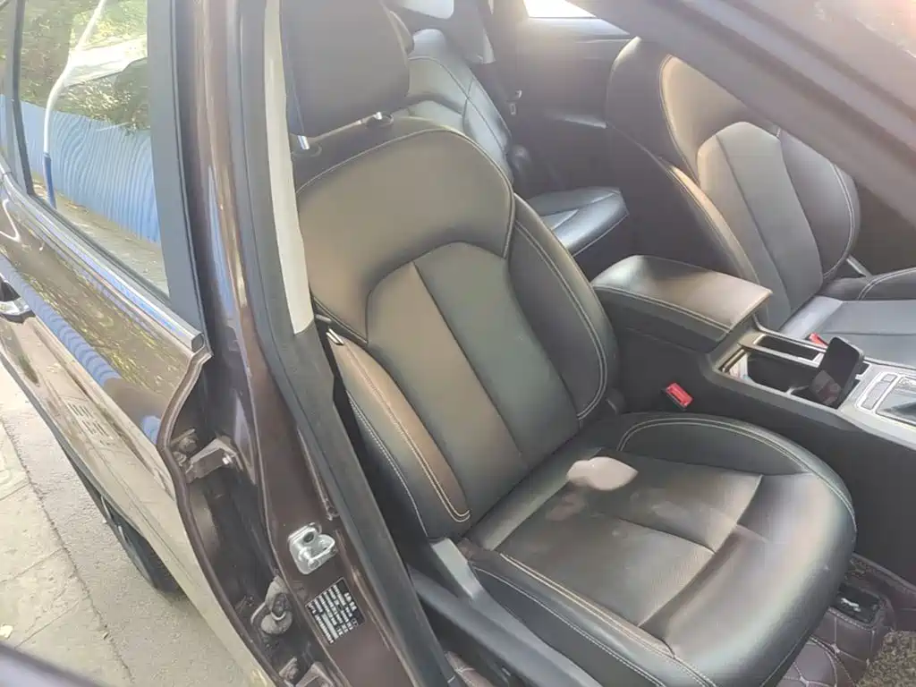 Roewe RX5 — миниатюра 25