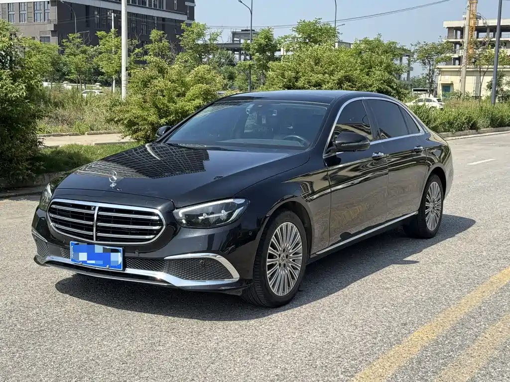 Mercedes-Benz E-Class 2021