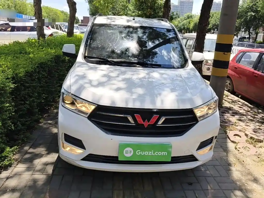Wuling Hongguang — миниатюра 3