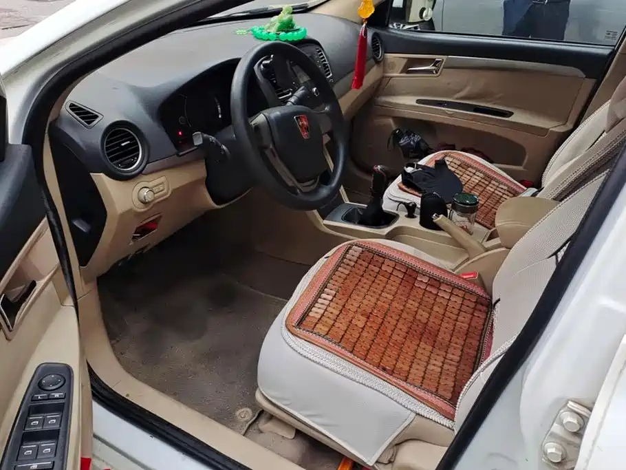 Roewe 350 — миниатюра 9