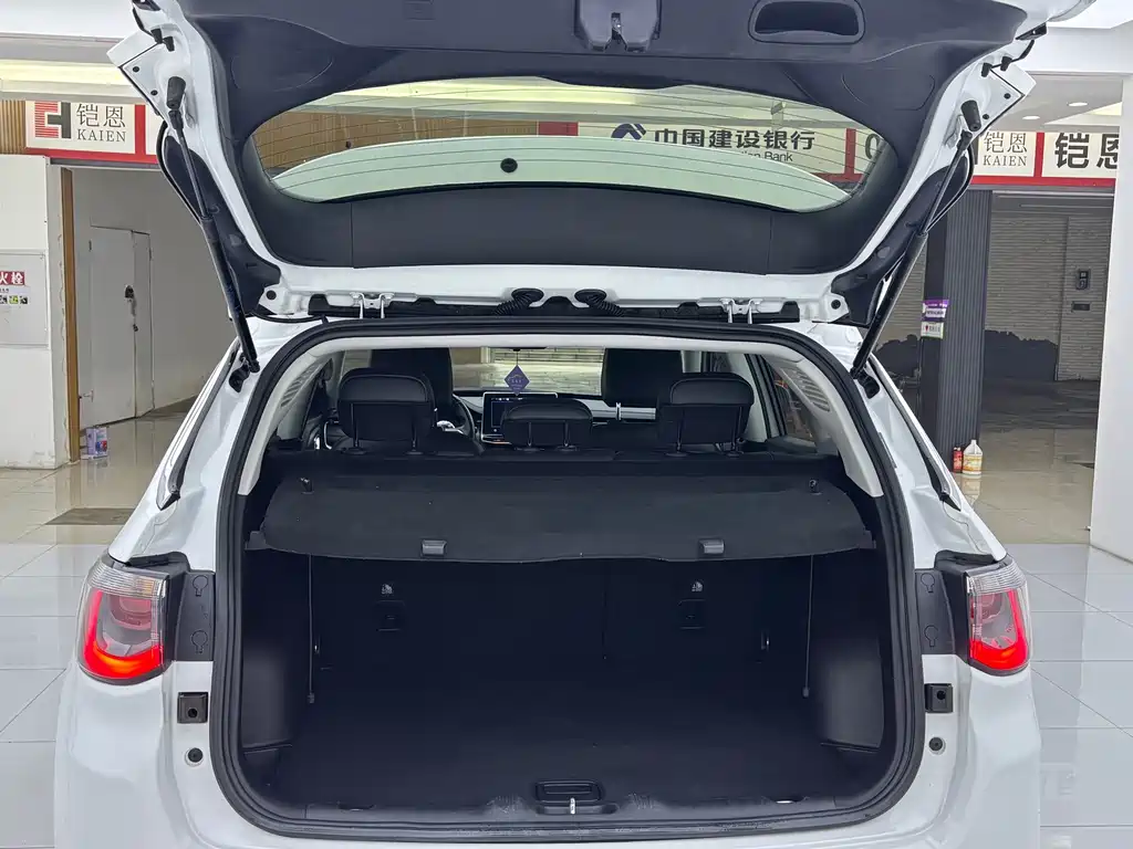 Jeep Compass — миниатюра 5
