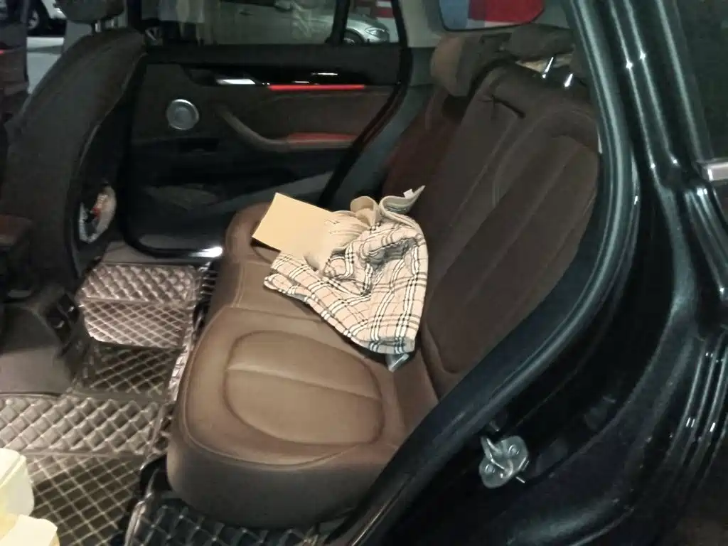 BMW X1 — миниатюра 15