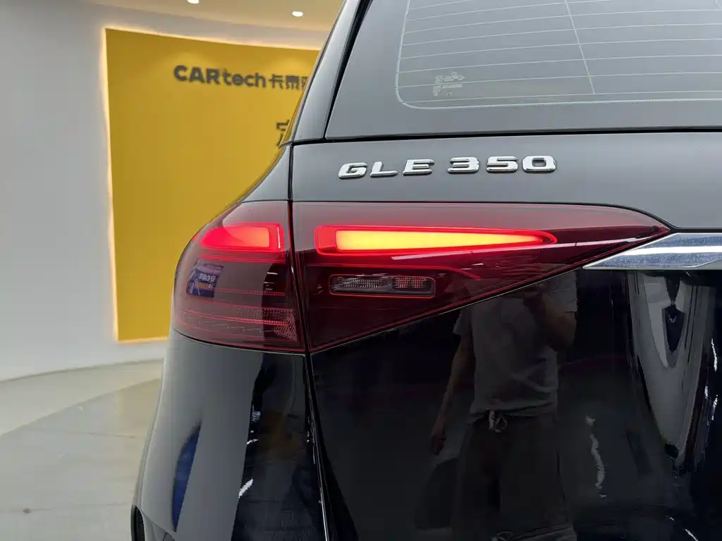 Mercedes-Benz GLE (Import) — миниатюра 49