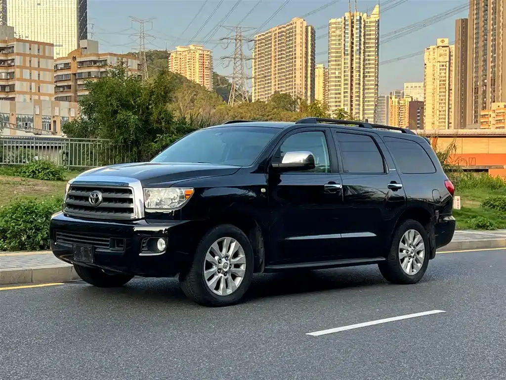 Toyota Sequoia 2014
