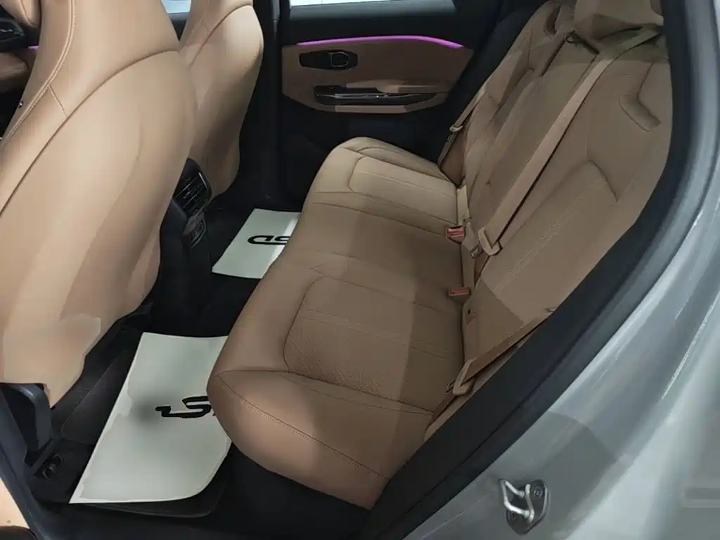 NIO ES6 — миниатюра 17