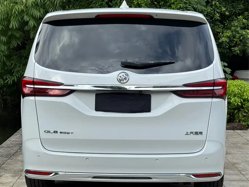Buick GL8 — миниатюра 6