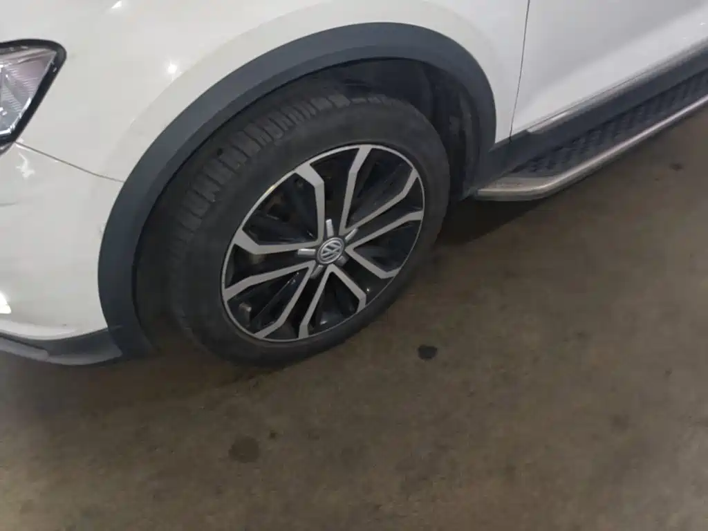 Volkswagen T-Roc — миниатюра 23